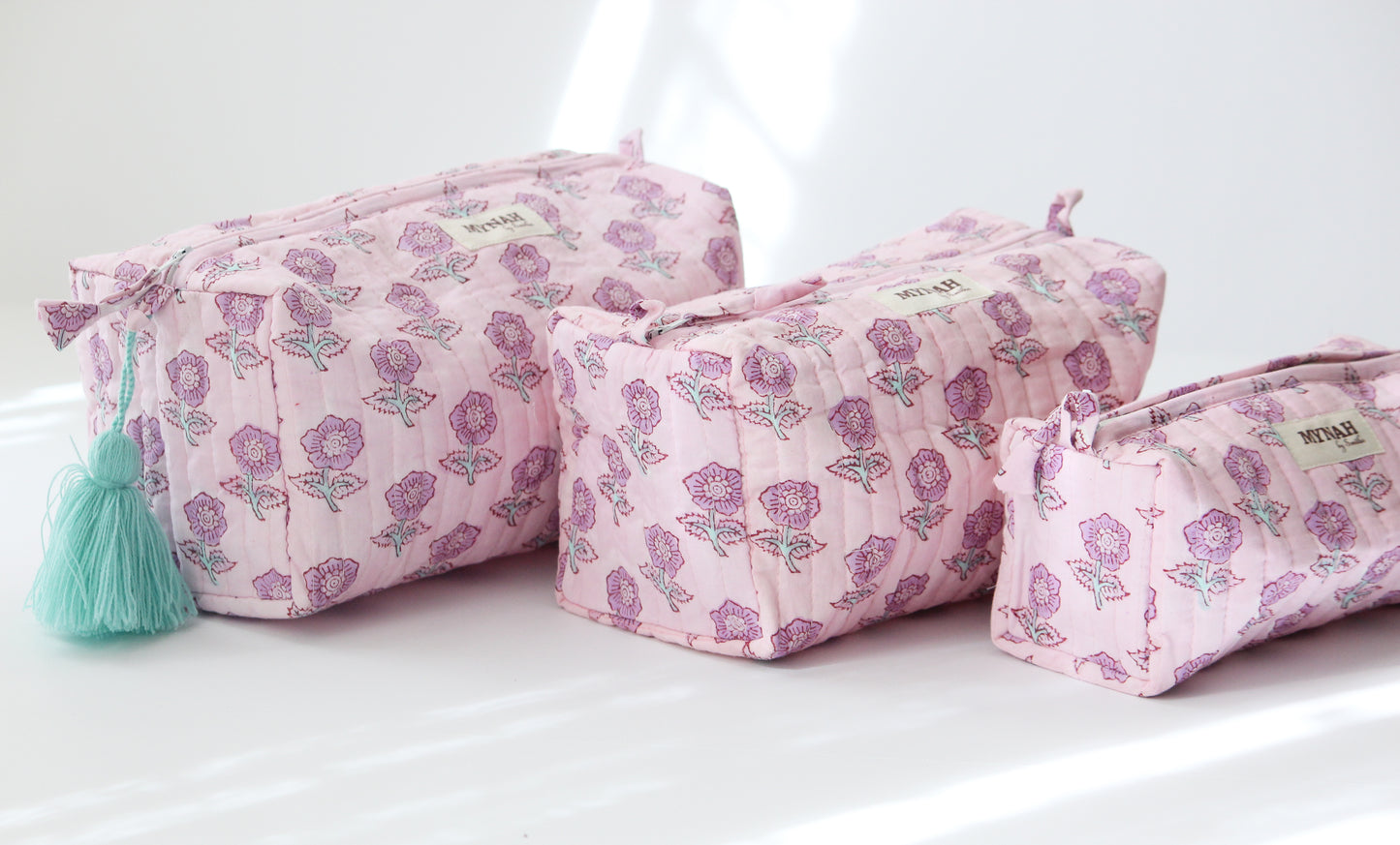 'Lavender floral motif' printed travel/makeup zipper pouch-set of 3