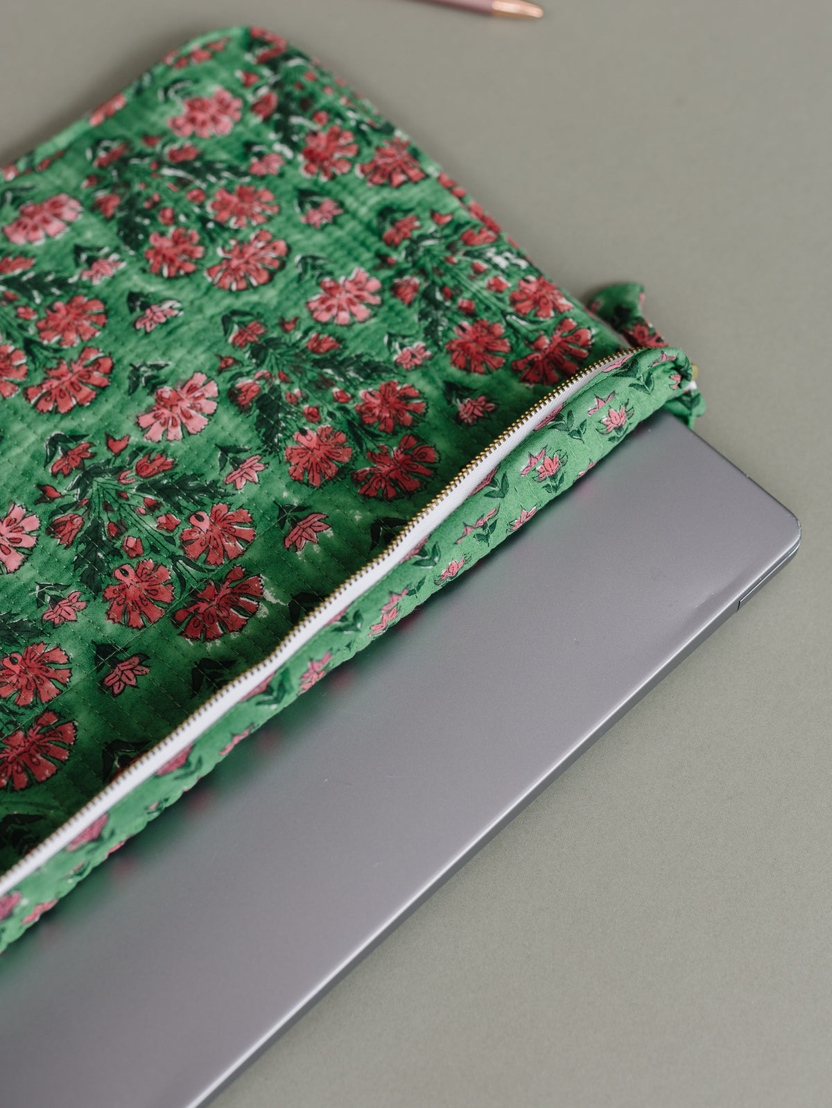 Laptop case-quilted hand block print Cactus Rose print