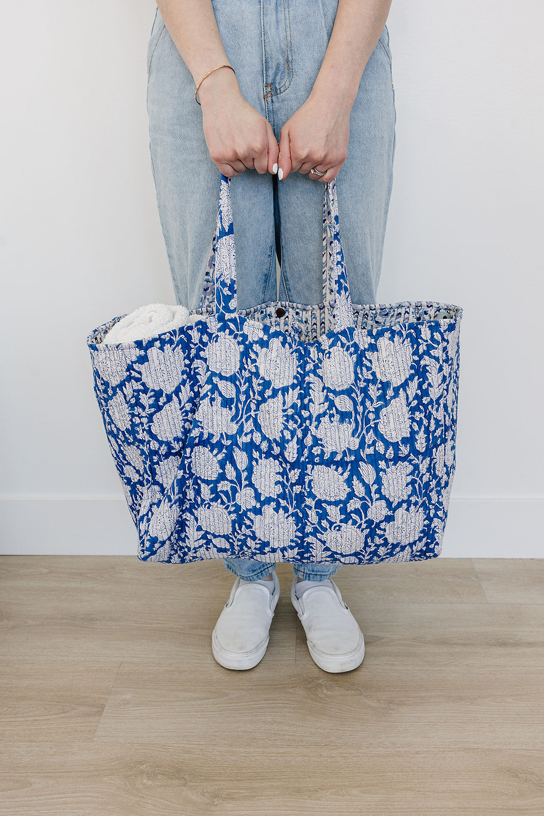 'Porcelain ' floral print reversible tote bag-Large beach tote (Copy)