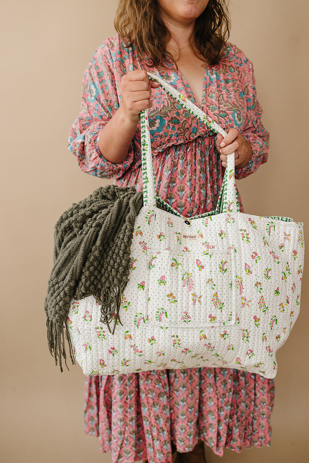 'SPRINKLED JOY’ floral print reversible tote bag-Large beach tote
